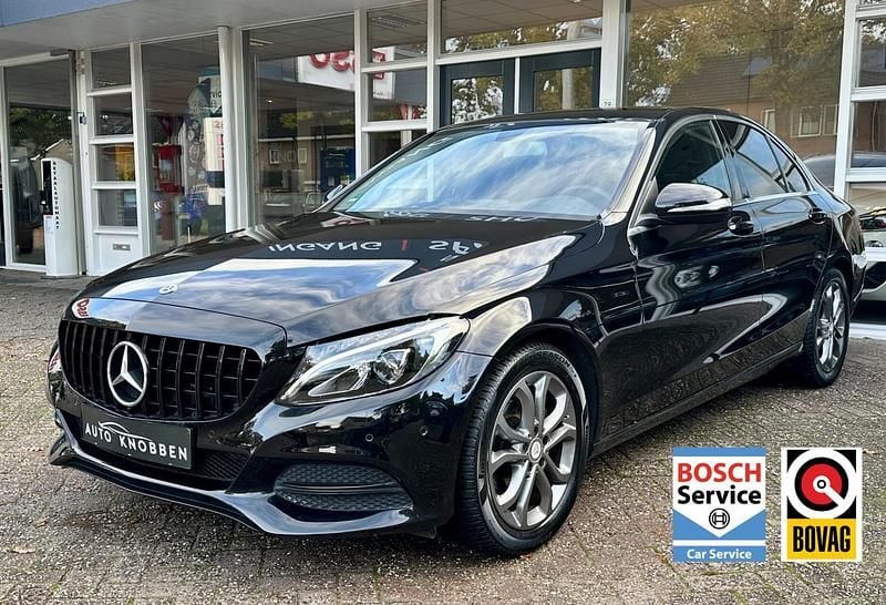 Zwart Gebruikt 2016 Mercedes C180 Avantgarde Sedan | € 17.800 (Goede deal) - Afbeelding 1/4