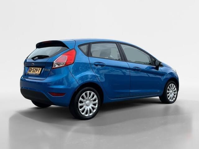 Occasion Ford Fiesta Style 65 PK (47 kW) 2015 Blauw Hatchback