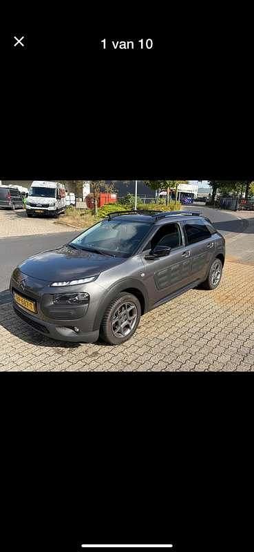 Grijs Gebruikt 2018 Citroën C4 Cactus PureTech Hatchback | € 6.000 (Goede deal) - Afbeelding 1/4