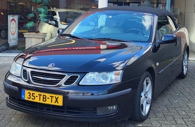 Occasion Saab 9-3 Cabriolet Vector 150 PK (110 kW) 2006 Zwart Cabriolet