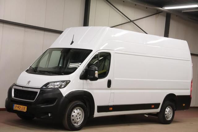 Wit Gebruikt 2022 Peugeot Boxer Van | € 23.900 (Iets duurder) - Afbeelding 1/4