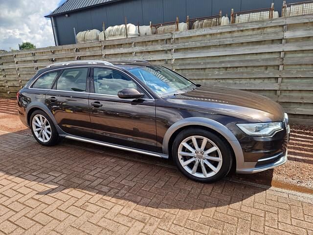 Bruin, metallic lak Gebruikt 2012 Audi A6 Allroad Proline Stationwagen | € 16.950 (Eerlijke prijs) - Afbeelding 1/4
