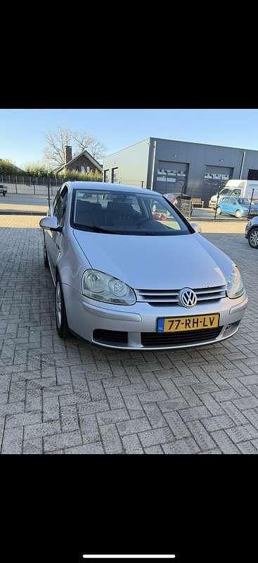 Grijs Gebruikt 2005 VW Golf IV Trendline Hatchback | € 1.499 (Goede deal) - Afbeelding 1/4