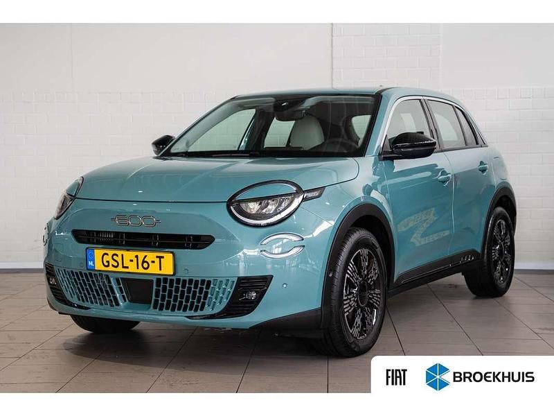 Blauw Gebruikt 2024 Fiat 600 Urban SUV | € 25.895 (Super prijs) - Afbeelding 1/4