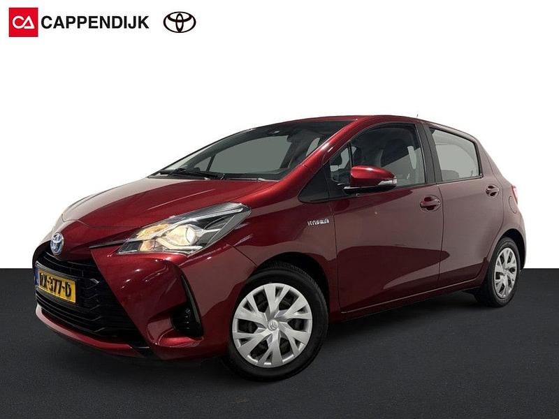 Rood Occasion 2018 Toyota Yaris Hatchback | € 14.499 (Iets duurder) - Afbeelding 1/4