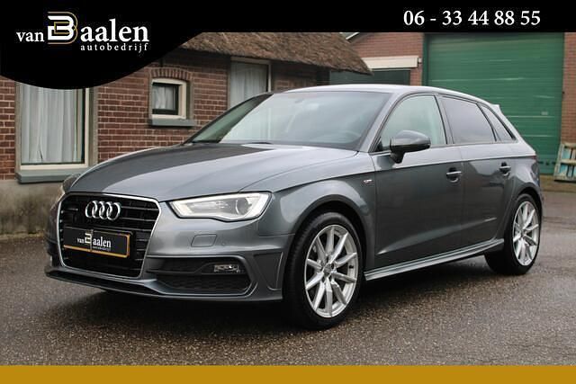 Occasion Audi A3 Sportback S-Line 178 PK (130 kW) 2016 Grijs (metallic) Hatchback