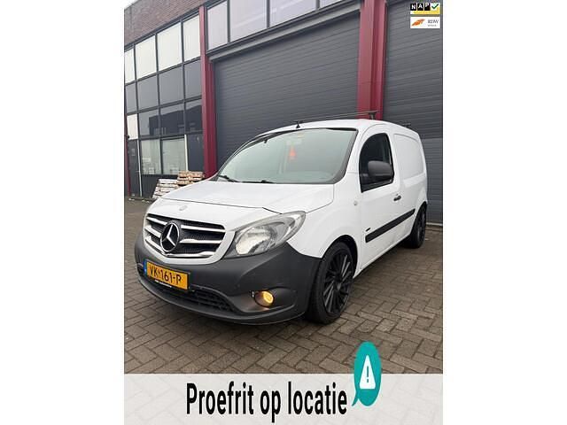 Wit (metallic) Occasion 2014 Mercedes Citan 108 Van | € 4.228 (Eerlijke prijs) - Afbeelding 1/4