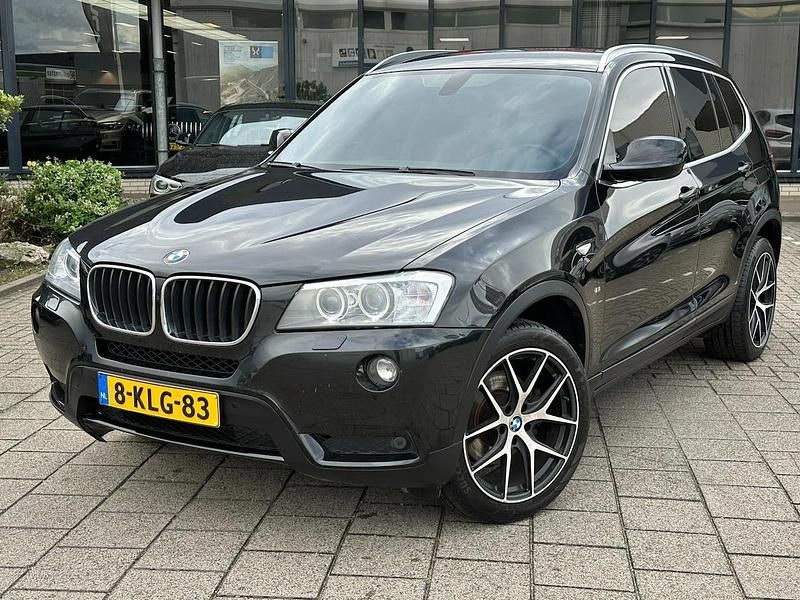 Zwart Gebruikt 2013 BMW X3 SUV | € 10.950 (Eerlijke prijs) - Afbeelding 1/4