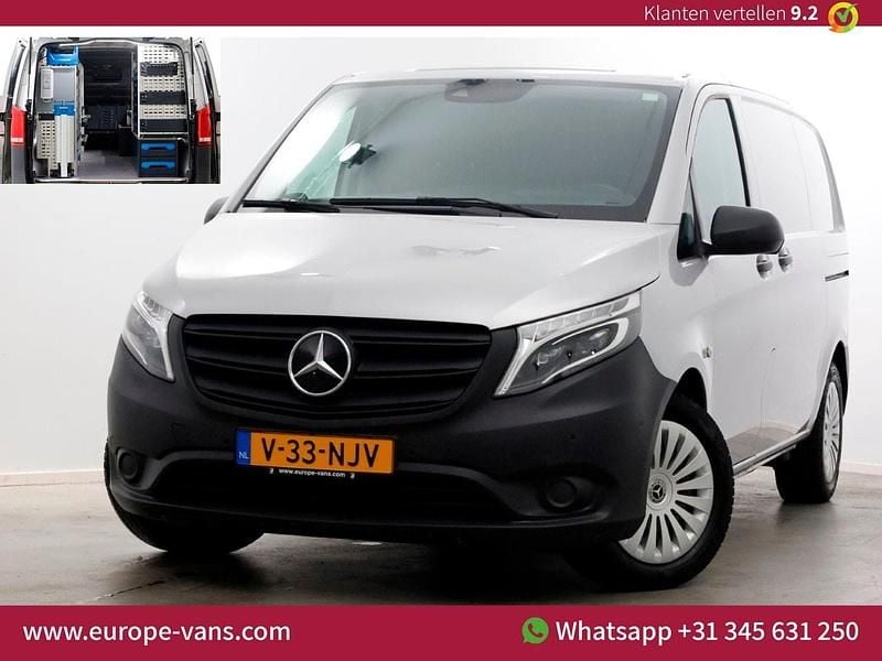 Zilver Gebruikt 2022 Mercedes Vito MPV | € 22.950 (Goede deal) - Afbeelding 1/3