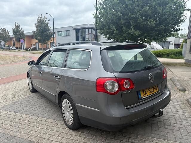 Occasion VW Passat Trendline 105 PK (77 kW) 2007 Grijs Stationwagen