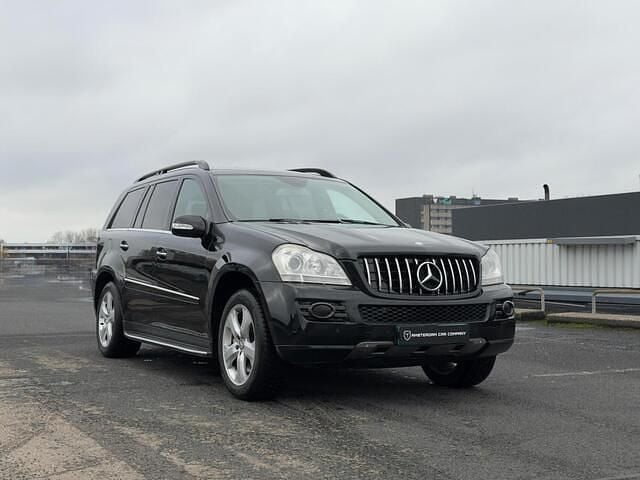 Zwart (metallic) Gebruikt 2007 Mercedes GL500 SUV | € 18.950 - Afbeelding 1/4