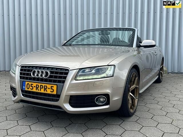Beige Gebruikt 2011 Audi A5 Cabriolet Proline Cabriolet | € 12.945 (Super prijs) - Afbeelding 1/4