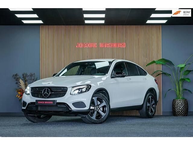 Wit Gebruikt 2019 Mercedes GLC250 Premium Plus Coupé | € 36.850 (Goede deal) - Afbeelding 1/4