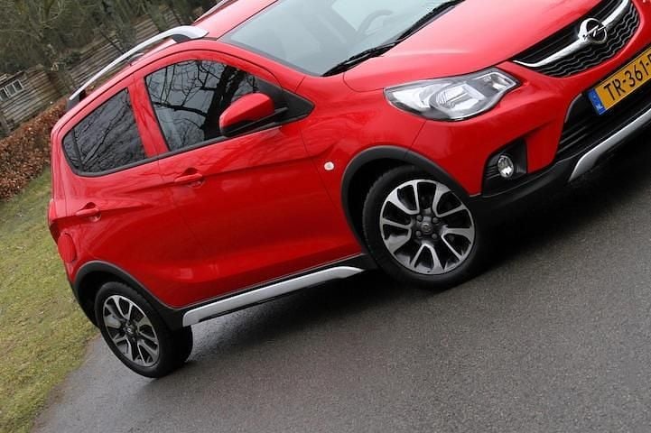 Occasion Opel Karl Edition 75 PK (55 kW) 2018 Rood Hatchback