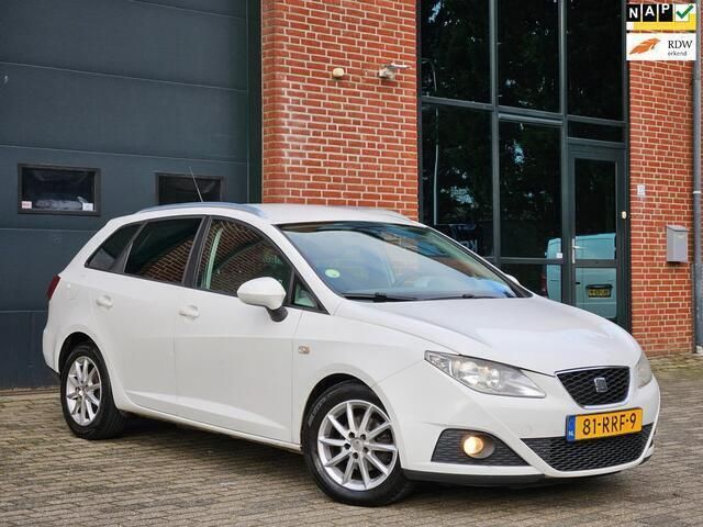 Wit Gebruikt 2011 Seat Ibiza ST Copa Stationwagen | € 2.450 (Eerlijke prijs) - Afbeelding 1/4