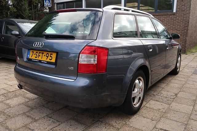 Occasion Audi A4 102 PK (75 kW) 2004 Grijs Stationwagen