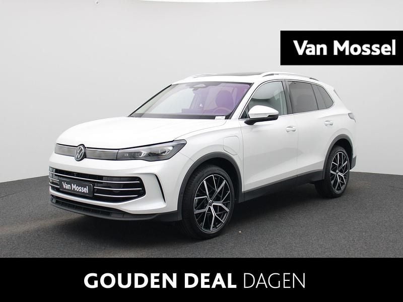 Wit Gebruikt 2024 VW Tiguan Elegance SUV | € 49.900 (Goede deal) - Afbeelding 1/4