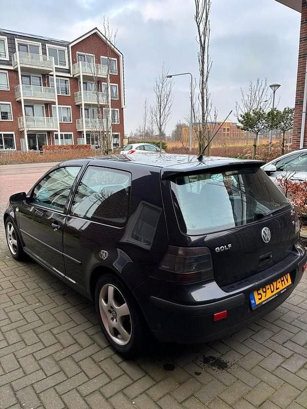 Occasion 2000 VW Golf IV | € 450 (Super prijs) - Afbeelding 1/4