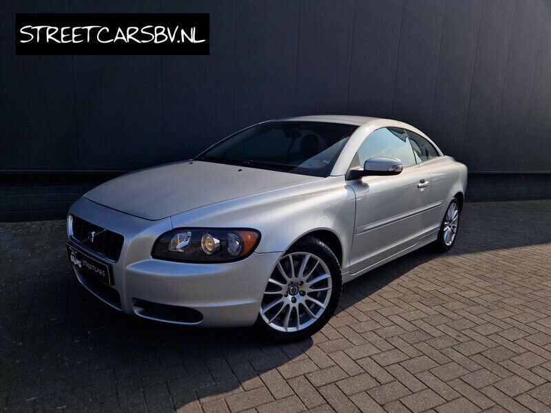 Grijs Gebruikt 2008 Volvo C70 Momentum Cabriolet | € 9.950 (Eerlijke prijs) - Afbeelding 1/4