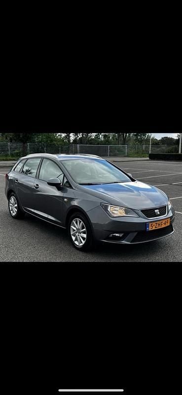 Grijs Occasion 2015 Seat Ibiza ST Style Stationwagen | € 3.500 (Super prijs) - Afbeelding 1/1
