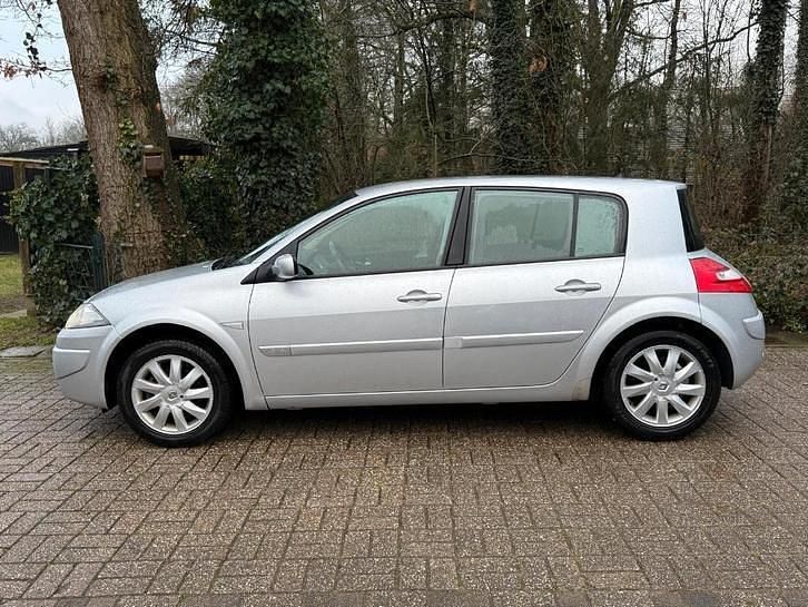 Occasion Renault Mégane II 111 PK (81 kW) 2006