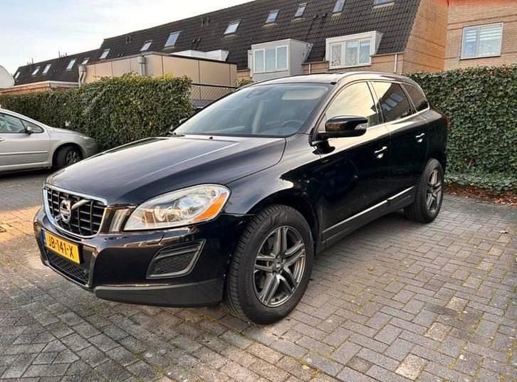 Gebruikt 2011 Volvo XC60 SUV | € 8.500 (Eerlijke prijs) - Afbeelding 1/4