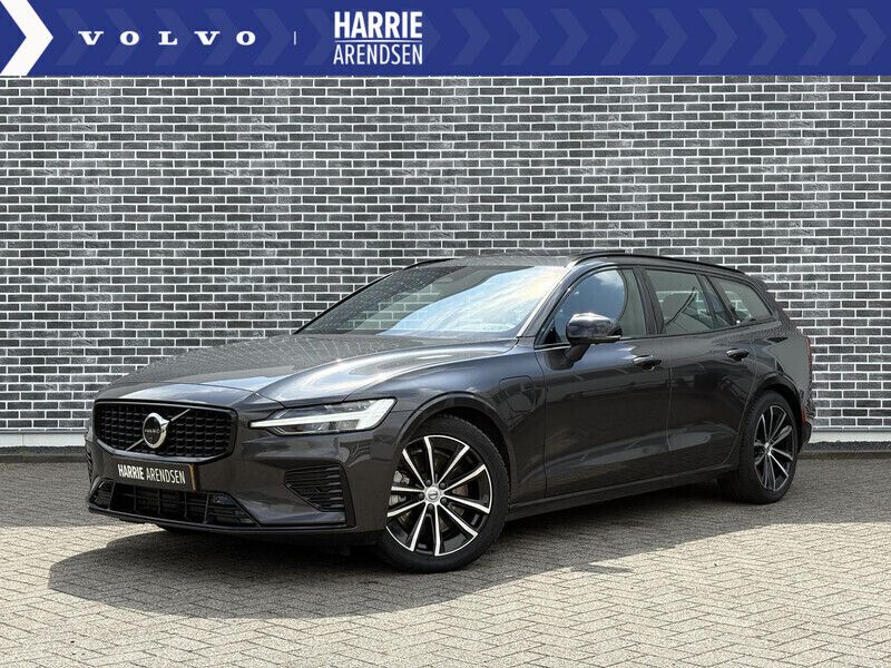 Grijs Gebruikt 2024 Volvo V60 Plus Stationwagen | € 48.694 (Duur) - Afbeelding 1/4