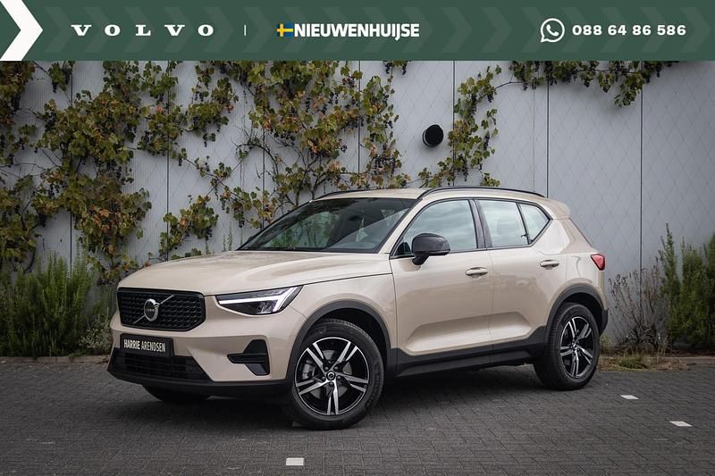 Bruin Gebruikt 2025 Volvo XC40 Plus SUV | € 45.194 (Eerlijke prijs) - Afbeelding 1/4