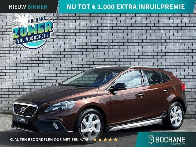 Rich java metallic (712) Gebruikt 2016 Volvo V40 CC Summum Stationwagen | € 18.445 (Goede deal) - Afbeelding 1/4