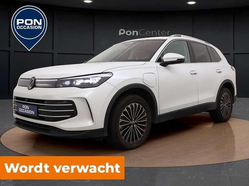 Wit Gebruikt 2024 VW Tiguan Elegance SUV | € 43.950 (Goede deal) - Afbeelding 1/3