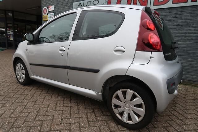 Occasion Peugeot 107 Active 68 PK (50 kW) 2014 Grijs Hatchback