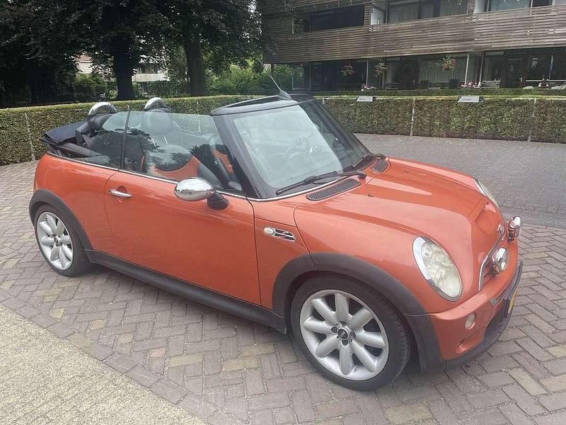Oranje Gebruikt 2005 Mini Cooper Cabriolet Cabriolet | € 4.500 (Eerlijke prijs) - Afbeelding 1/4