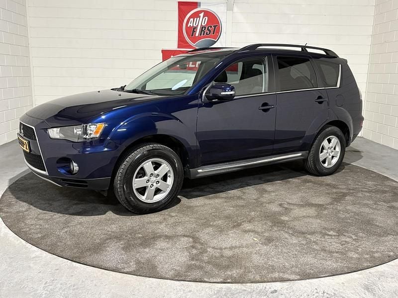 Blauw Occasion 2011 Mitsubishi Outlander Edition SUV | € 9.950 (Goede deal) - Afbeelding 1/4
