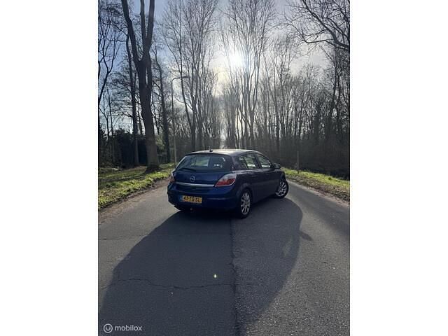 Occasion Opel Astra 125 PK (91 kW) 2004 Blauw Hatchback