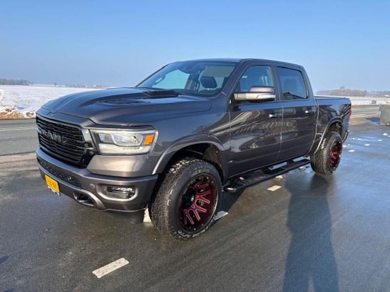 Occasion Dodge Ram 401 PK (294 kW) 2023 Grijs (metallic) Pickup