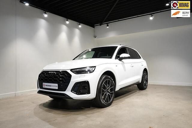 Wit Occasion 2022 Audi Q5 Competition SUV | € 39.995 (Super prijs) - Afbeelding 1/4