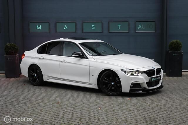 Occasion BMW 330 Executive 184 PK (135 kW) 2016 Wit Sedan