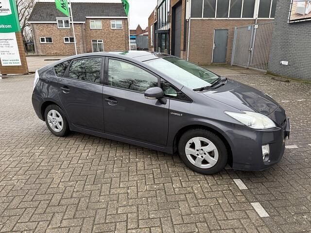 Occasion Toyota Prius Comfort 99 PK (72 kW) 2011 Grijs Hatchback
