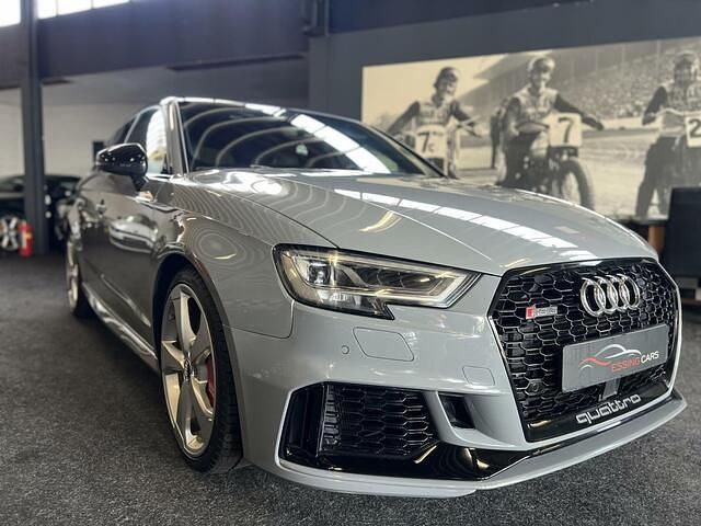 Occasion Audi RS3 Ambition 400 PK (294 kW) 2018 Grijs Sedan