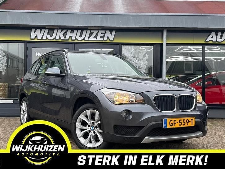 Grijs Occasion 2013 BMW X1 Executive SUV | € 13.950 (Goede deal) - Afbeelding 1/4