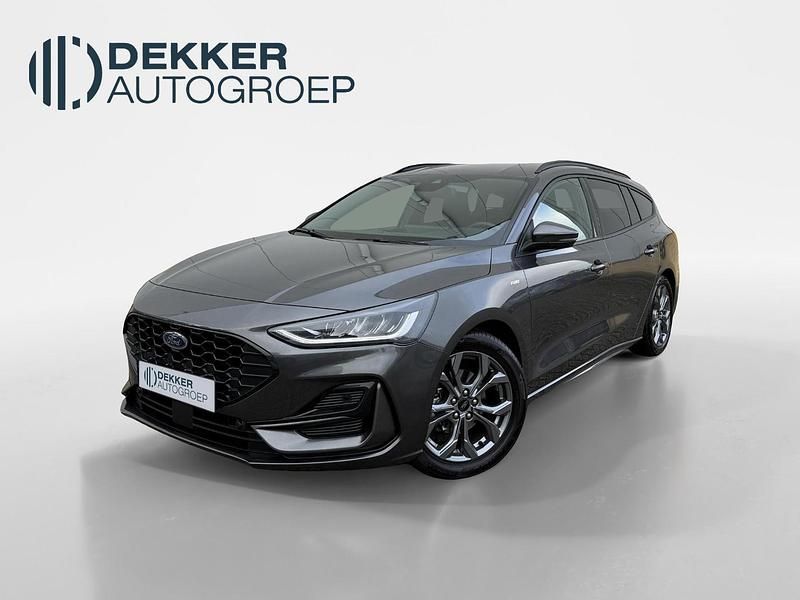 Grijs Gebruikt 2023 Ford Focus ST-Line Stationwagen | € 26.745 (Duur) - Afbeelding 1/4