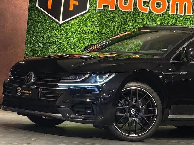 Occasion VW Arteon R-line 190 PK (139 kW) 2018 Zwart (metallic) Hatchback