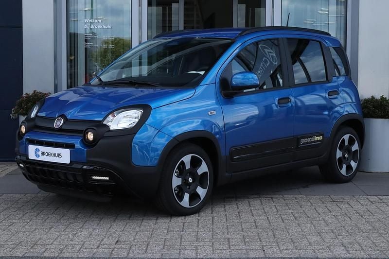 Blauw Nieuw 2025 Fiat Panda Hatchback | € 21.735 (Eerlijke prijs) - Afbeelding 1/4
