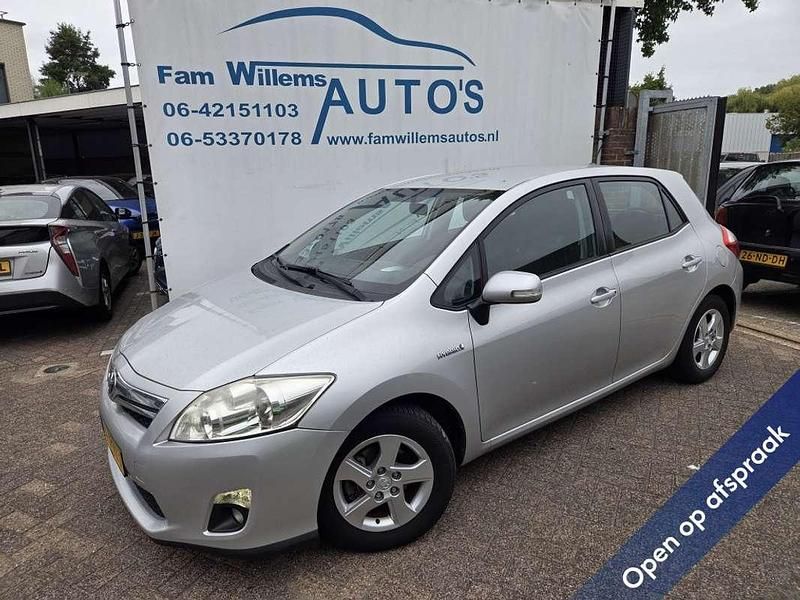 Grijs Gebruikt 2011 Toyota Auris Hybrid Hatchback | € 6.464 (Eerlijke prijs) - Afbeelding 1/4
