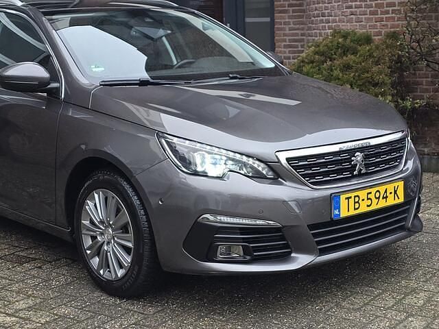 Occasion Peugeot 308 SW Premium 131 PK (96 kW) 2018 Grijs Stationwagen