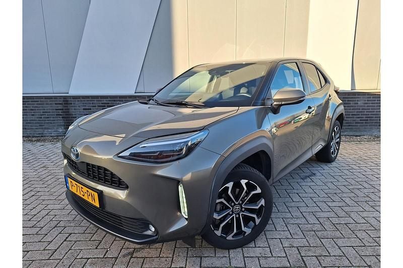 Groen Gebruikt 2022 Toyota Yaris Cross Edition SUV | € 25.499 (Goede deal) - Afbeelding 1/1
