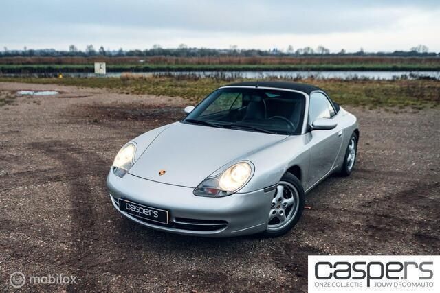 Grijs, metallic lak Gebruikt 2000 Porsche 911 Carrera Cabriolet Cabriolet | € 32.750 (Super prijs) - Afbeelding 1/4