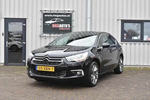 Zwart Gebruikt 2012 Citroën DS4 So Chic Hatchback | € 5.450 (Goede deal) - Afbeelding 1/4