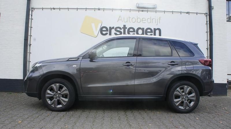 Occasion Suzuki Vitara 2025 Blauw (metallic) SUV