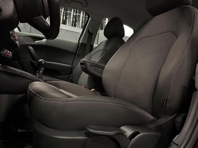 Occasion Audi A1 Sportback S-Line 95 PK (69 kW) 2015 Paars (metallic) Hatchback